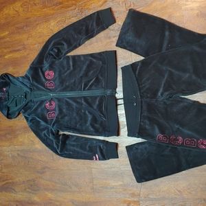 Hoddie sweater and pants